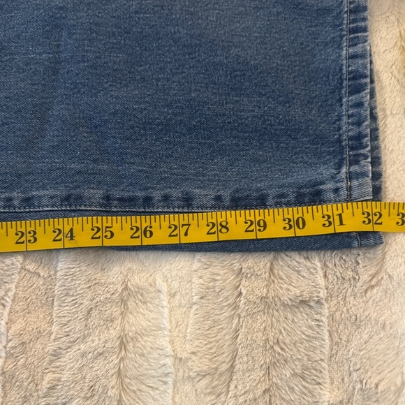 Vintage Tommy Hilfiger Classic Blue Jeans - Picture 7 of 8